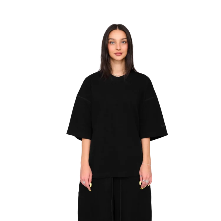 T-Shirt • schwarz