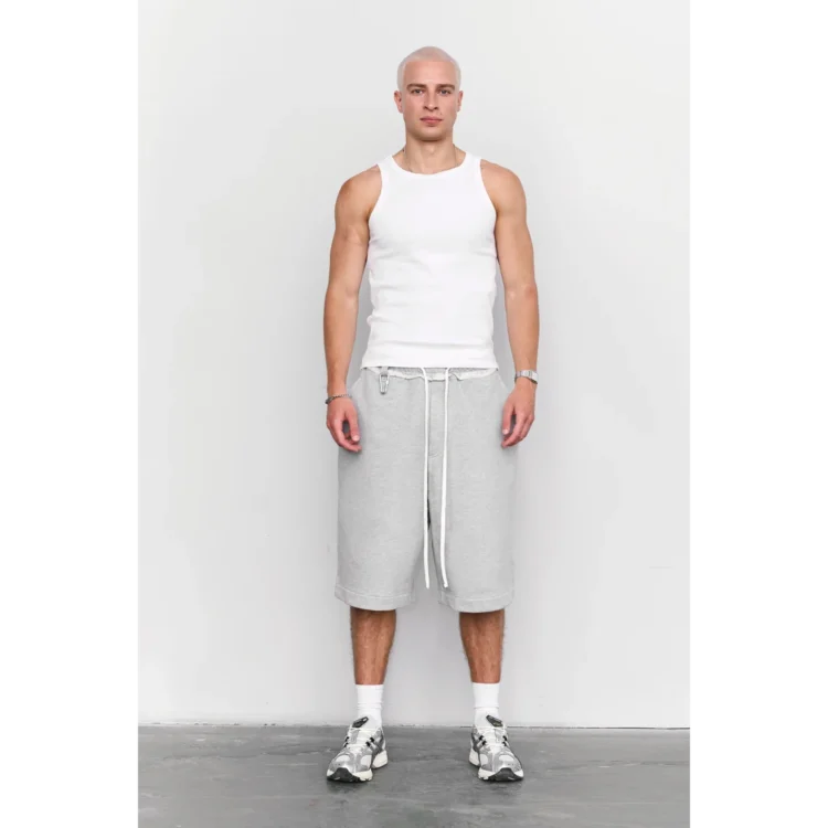 Lange Shorts • grau