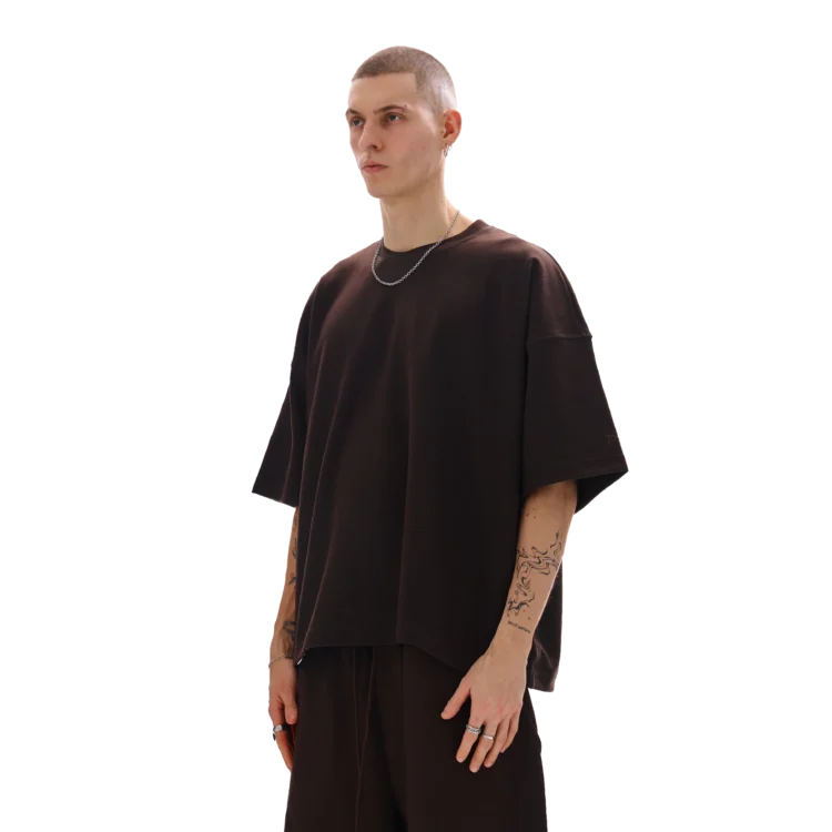 T-Shirt • braun