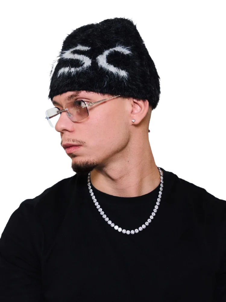 Beanie • black