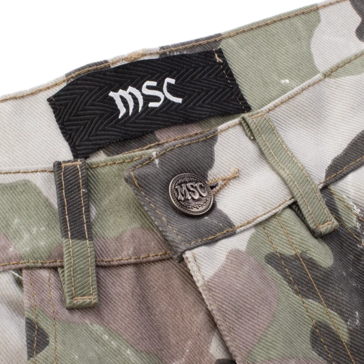 Cargo pants • camo