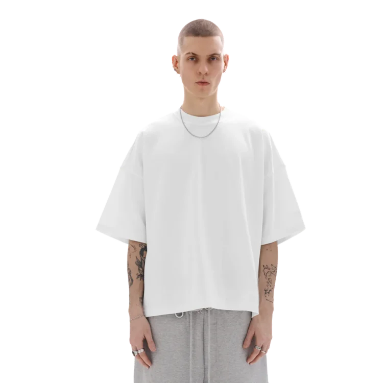 T-Shirt • weiß
